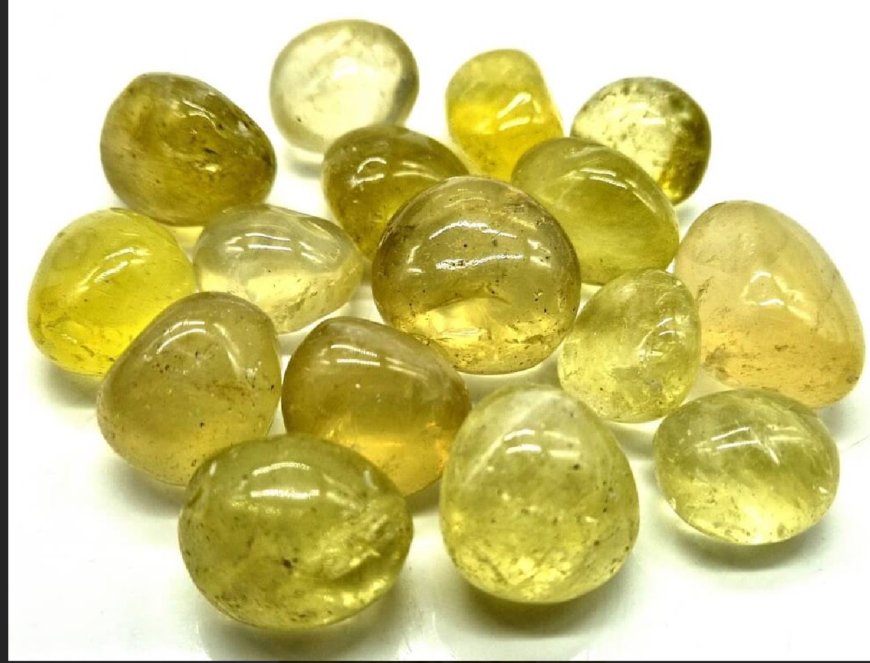 Pierre Roulée Citrine Naturelle A – Rayonnement et Abondance