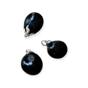 Pendentif en Tourmaline Noire – Bouclier énergétique, Ancrage et Nettoyage